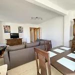 Coblanca 24 Wifi, Pool, Airco, Parking And Beach
